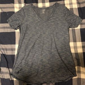 Old navy tee